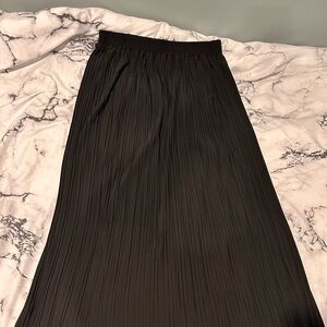 Jon & Anna Black Maxi Skirt